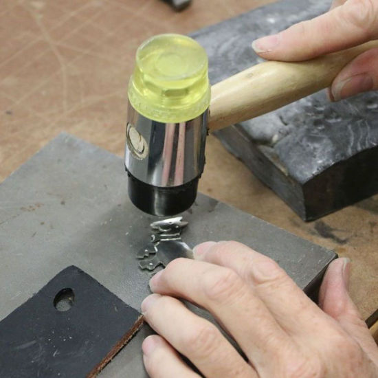 Image sur Ziselieren - Appenzeller Kunsthandwerk